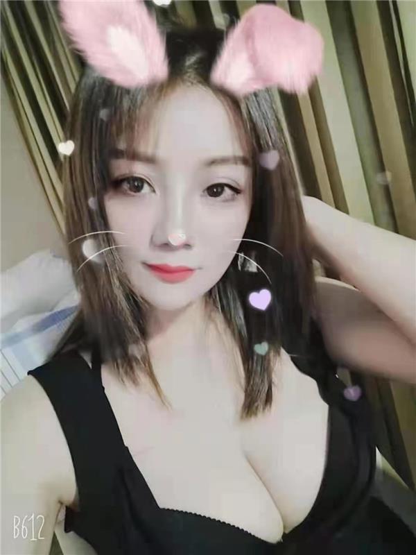 人照无差的小姐姐