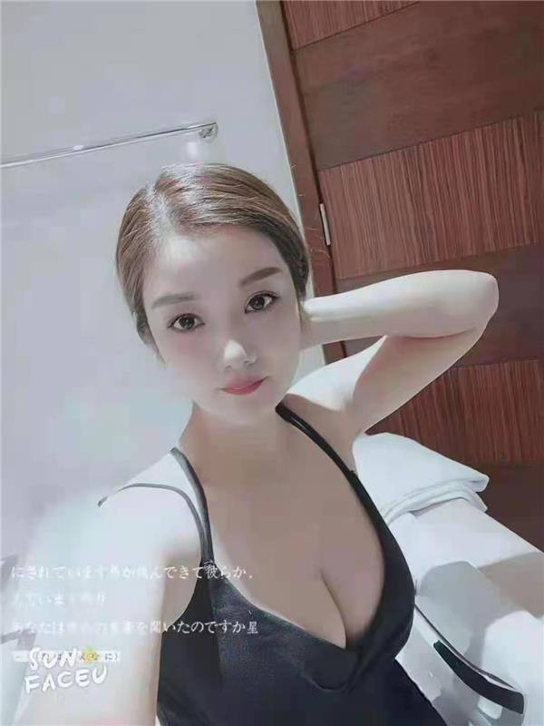 人照无差的小姐姐